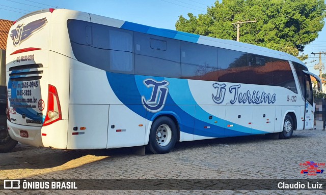 TJ Turismo 5420 na cidade de Três Corações, Minas Gerais, Brasil, por Claudio Luiz. Número da foto: #12080355.