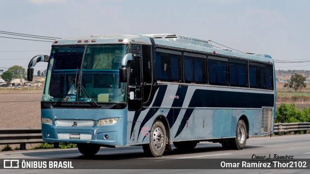 Autobuses sin identificación - Mexico 0822 na cidade de Huehuetoca, Estado de México, México, por Omar Ramírez Thor2102. Número da foto: #12080026.