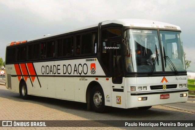 Viação Cidade do Aço RJ 174.038 na cidade de Resende, Rio de Janeiro, Brasil, por Paulo Henrique Pereira Borges. Número da foto: #12080608.