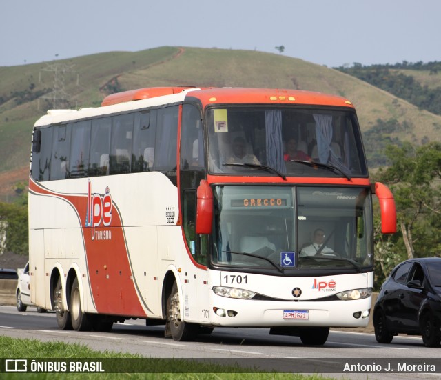 Ipê Turismo 1701 na cidade de Roseira, São Paulo, Brasil, por Antonio J. Moreira. Número da foto: #12139536.