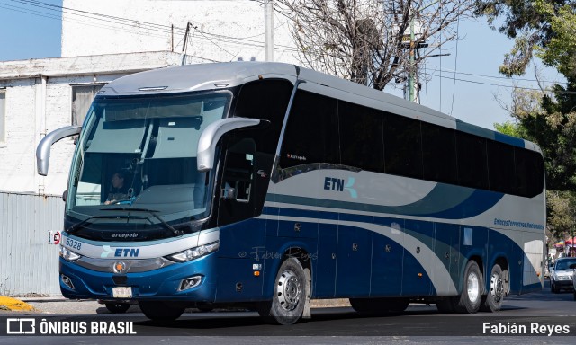 ETN - Enlaces Terrestres Nacionales 5328 na cidade de Gustavo A. Madero, Ciudad de México, México, por Fabián Reyes. Número da foto: #12140943.