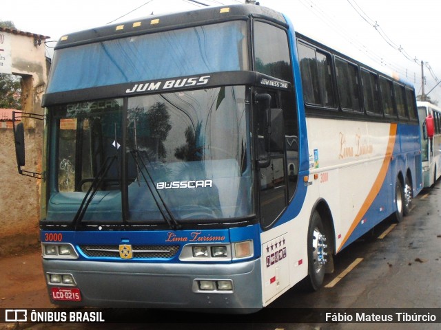 Lima Turismo 3000 na cidade de Três Corações, Minas Gerais, Brasil, por Fábio Mateus Tibúrcio. Número da foto: #12140409.