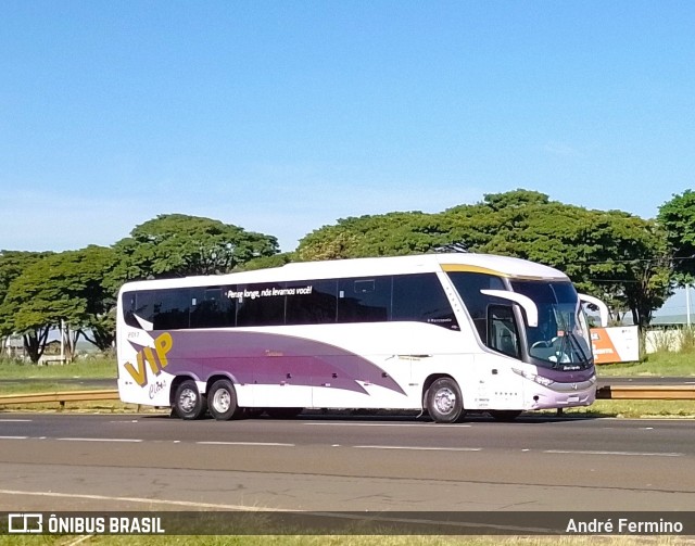 Ônibus Particulares 2017 na cidade de Araras, São Paulo, Brasil, por André Fermino . Número da foto: #12165346.