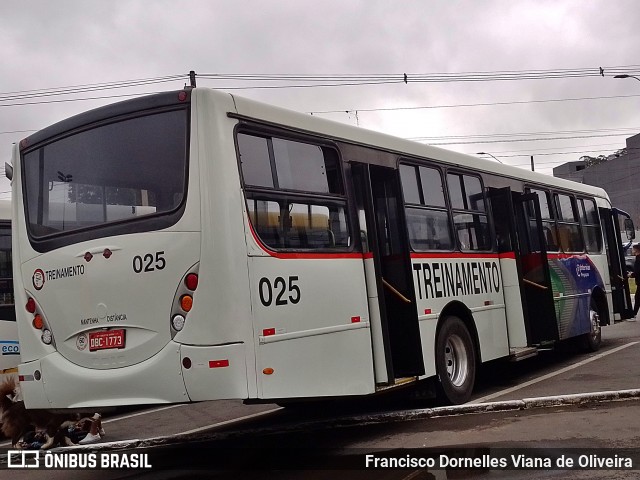 Viação Pirajuçara 025 na cidade de Barueri, São Paulo, Brasil, por Francisco Dornelles Viana de Oliveira. Número da foto: #12167209.
