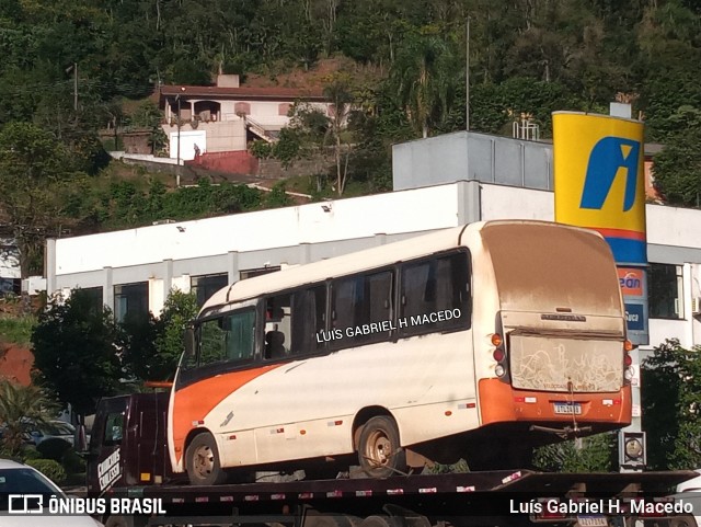 Ônibus Particulares  na cidade de Seara, Santa Catarina, Brasil, por Luís Gabriel H. Macedo. Número da foto: #12165942.