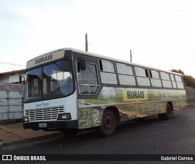Transporte Rural 4814 na cidade de Cerqueira César, São Paulo, Brasil, por Gabriel Correa. Número da foto: #12167047.