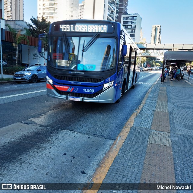 Viação Pirajuçara 11.500 na cidade de São Paulo, São Paulo, Brasil, por Michel Nowacki. Número da foto: #12170121.