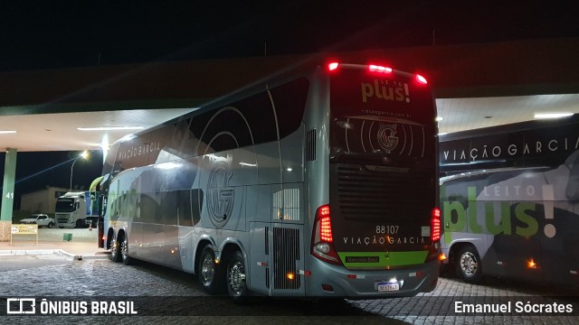 Viação Garcia 88107 na cidade de Santa Cruz do Rio Pardo, São Paulo, Brasil, por Emanuel Sócrates. Número da foto: #12168296.