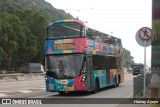 Kowloon Motor Bus V6B14 na cidade de Hong Kong, China, por Harvey Ayays. Número da foto: #12169971.