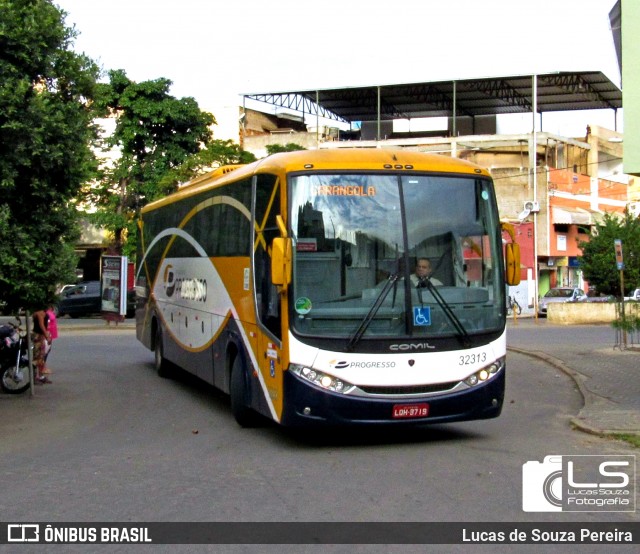 Viação Progresso 32313 na cidade de Carangola, Minas Gerais, Brasil, por Lucas de Souza Pereira. Número da foto: #12172121.