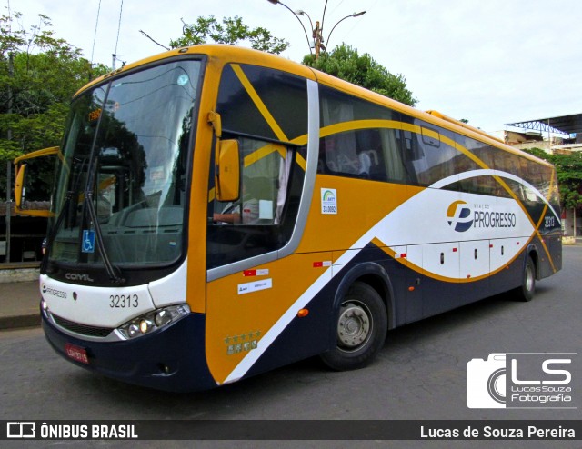 Viação Progresso 32313 na cidade de Carangola, Minas Gerais, Brasil, por Lucas de Souza Pereira. Número da foto: #12172122.