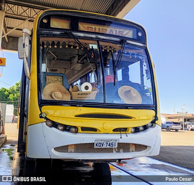 Ônibus Particulares S/N na cidade de Coroados, São Paulo, Brasil, por Paulo Cesar. Número da foto: #12170837.