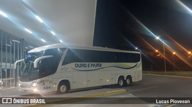 Viação Ouro e Prata 684 na cidade de Francisco Beltrão, Paraná, Brasil, por Lucas Piovesan. Número da foto: #12172569.
