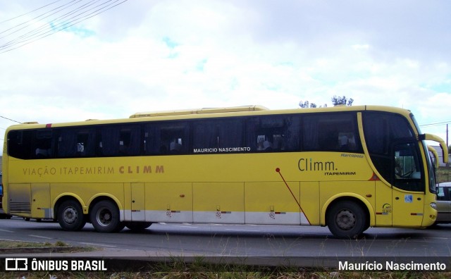Viação Itapemirim 8613 na cidade de Belo Horizonte, Minas Gerais, Brasil, por Maurício Nascimento. Número da foto: #12172407.