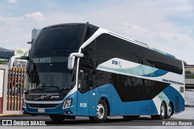 ETN - Enlaces Terrestres Nacionales 8120 na cidade de Querétaro, Querétaro, México, por Fabián Reyes. Número da foto: #12172848.