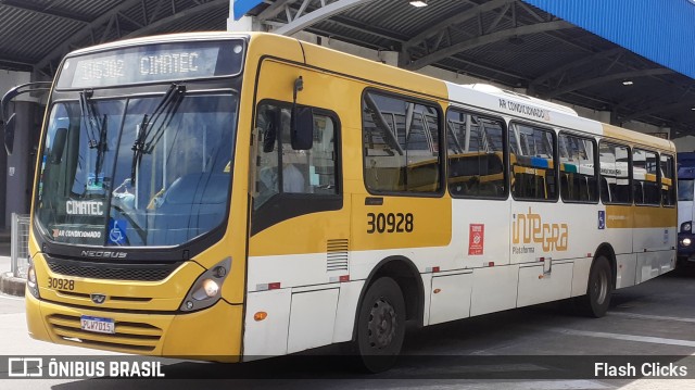 Plataforma Transportes 30928 na cidade de Salvador, Bahia, Brasil, por Flash Clicks. Número da foto: #12175242.