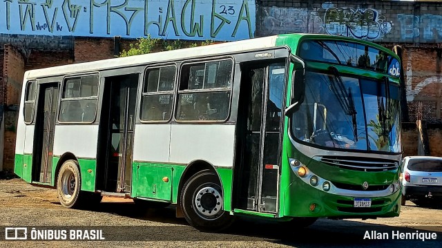Ônibus Particulares 8733 na cidade de Paulínia, São Paulo, Brasil, por Allan Henrique. Número da foto: #12173445.