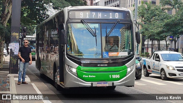 Viação Santa Brígida 1 1896 na cidade de São Paulo, São Paulo, Brasil, por Lucas Kevin. Número da foto: #12173818.