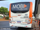 MOBI Transporte 42096 na cidade de Taguatinga, Distrito Federal, Brasil, por Brenno Santos. Número da foto: #12173595.