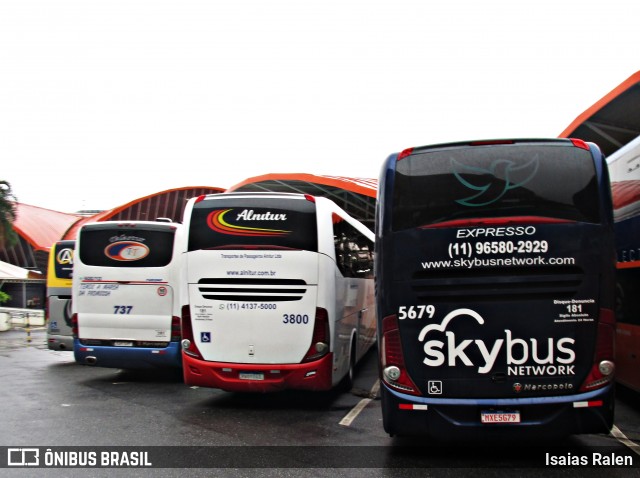 SkyBus Network 5679 na cidade de Aparecida, São Paulo, Brasil, por Isaias Ralen. Número da foto: #12177889.