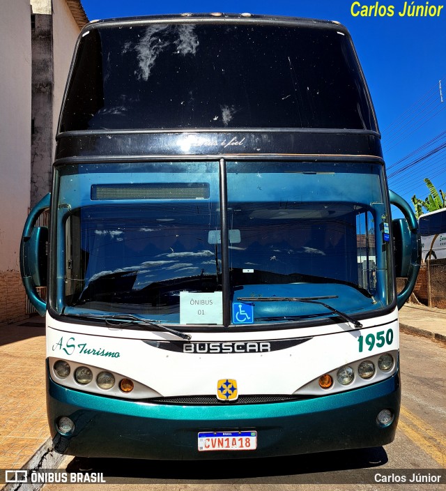 AS Turismo 1950 na cidade de Trindade, Goiás, Brasil, por Carlos Júnior. Número da foto: #12177403.