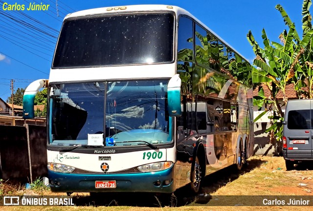 AS Turismo 1900 na cidade de Trindade, Goiás, Brasil, por Carlos Júnior. Número da foto: #12177419.