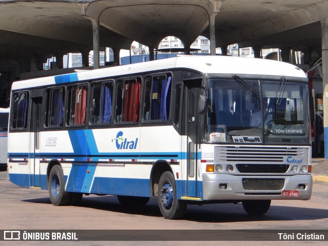 Citral Transporte e Turismo 1605 na cidade de Porto Alegre, Rio Grande do Sul, Brasil, por Tôni Cristian. Número da foto: #12179914.