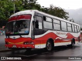 Transportes Hermanos Chacón 12 na cidade de Tres Ríos, La Unión, Cartago, Costa Rica, por Daniel Brenes. Número da foto: #12180078.