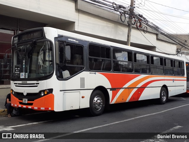 Transportes Del Norte 13 na cidade de Heredia, Heredia, Heredia, Costa Rica, por Daniel Brenes. Número da foto: #12180174.