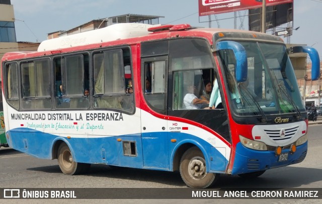 Municipalidad de la Esperanza EGP074 na cidade de Trujillo, Trujillo, La Libertad, Peru, por MIGUEL ANGEL CEDRON RAMIREZ. Número da foto: #12182271.