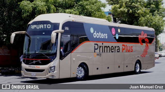 Primera Plus 5456 na cidade de Gustavo A. Madero, Ciudad de México, México, por Juan Manuel Cruz. Número da foto: #12181656.