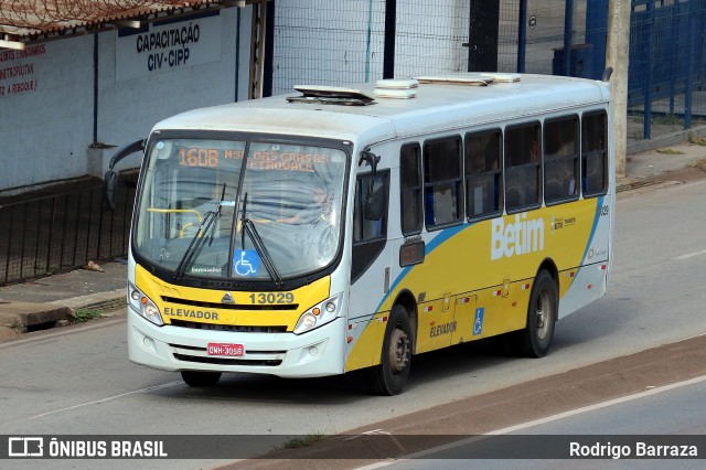 Viação Santa Edwiges 13029 na cidade de Betim, Minas Gerais, Brasil, por Rodrigo Barraza. Número da foto: #12180892.