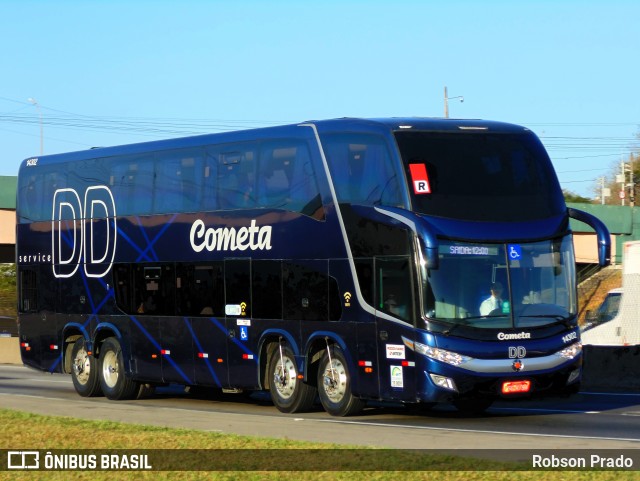 Viação Cometa 14302 na cidade de São José dos Campos, São Paulo, Brasil, por Robson Prado. Número da foto: #12183683.
