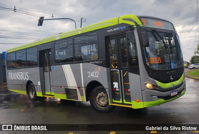 Transbus Cachoeirinha 2402 na cidade de Cachoeirinha, Rio Grande do Sul, Brasil, por Gabriel da Silva Ristow. Número da foto: #12183579.