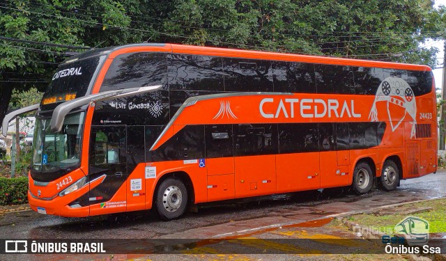 Catedral Turismo 24423 na cidade de Salvador, Bahia, Brasil, por Ônibus Ssa. Número da foto: #12183191.
