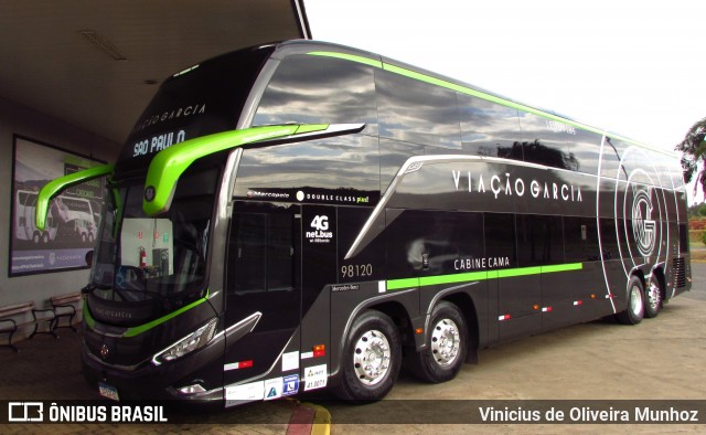 Viação Garcia 98120 na cidade de Ourinhos, São Paulo, Brasil, por Vinicius de Oliveira Munhoz. Número da foto: #12143652.