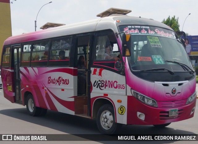 Empresa de Transportes y Servicios Señor de los Milagros S.A. 9 na cidade de Trujillo, Trujillo, La Libertad, Peru, por MIGUEL ANGEL CEDRON RAMIREZ. Número da foto: #12141693.