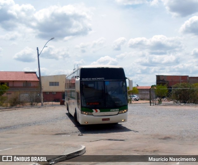 Empresa Gontijo de Transportes 21030 na cidade de Paulo Afonso, Bahia, Brasil, por Maurício Nascimento. Número da foto: #12142567.