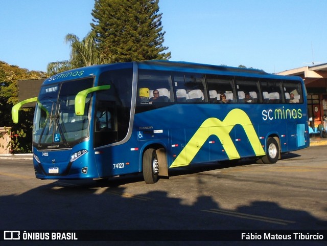 SC Minas Transportes 74123 na cidade de Três Corações, Minas Gerais, Brasil, por Fábio Mateus Tibúrcio. Número da foto: #12185909.