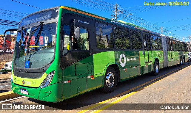 Metrobus 1202 na cidade de Goiânia, Goiás, Brasil, por Carlos Júnior. Número da foto: #12185419.