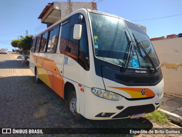 Ônibus Particulares  na cidade de Paulistana, Piauí, Brasil, por Espedito de Brito Gomes. Número da foto: #12185208.