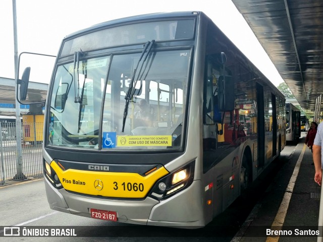 Viação Metrópole Paulista - Zona Leste 3 1060 na cidade de São Paulo, São Paulo, Brasil, por Brenno Santos. Número da foto: #12185425.