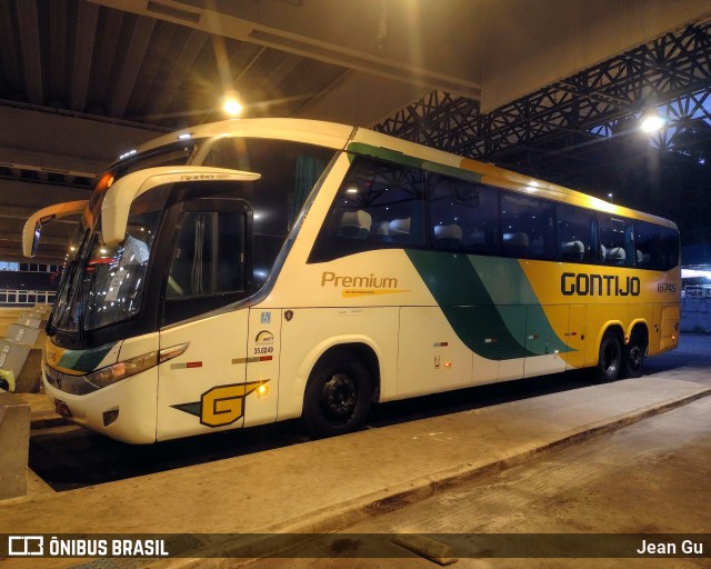 Empresa Gontijo de Transportes 18745 na cidade de Santos, São Paulo, Brasil, por Jean Gu. Número da foto: #12185574.