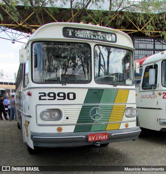 Empresa Gontijo de Transportes 2990 na cidade de Divinópolis, Minas Gerais, Brasil, por Maurício Nascimento. Número da foto: #12188930.