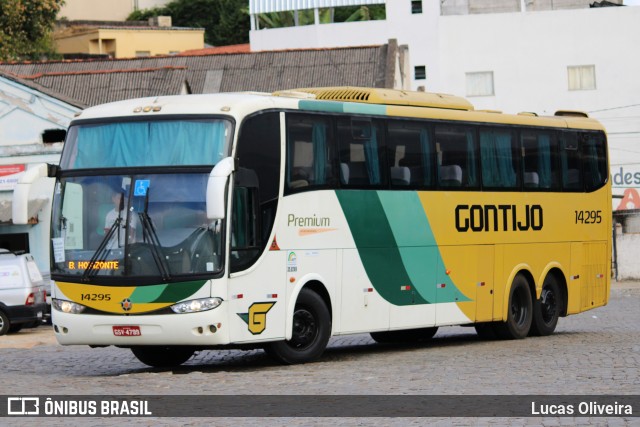 Empresa Gontijo de Transportes 14295 na cidade de Teófilo Otoni, Minas Gerais, Brasil, por Lucas Oliveira. Número da foto: #12188581.