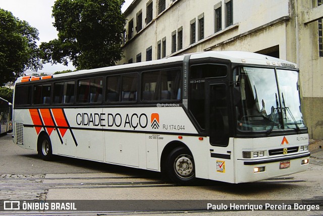 Viação Cidade do Aço RJ 174.044 na cidade de Rio de Janeiro, Rio de Janeiro, Brasil, por Paulo Henrique Pereira Borges. Número da foto: #12190346.