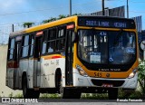 Empresa Metropolitana 545 na cidade de Recife, Pernambuco, Brasil, por Renato Fernando. Número da foto: #12189912.