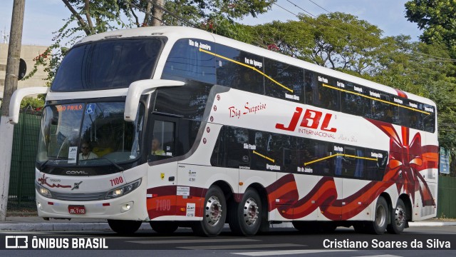 JBL Turismo 7100 na cidade de São Paulo, São Paulo, Brasil, por Cristiano Soares da Silva. Número da foto: #12194237.