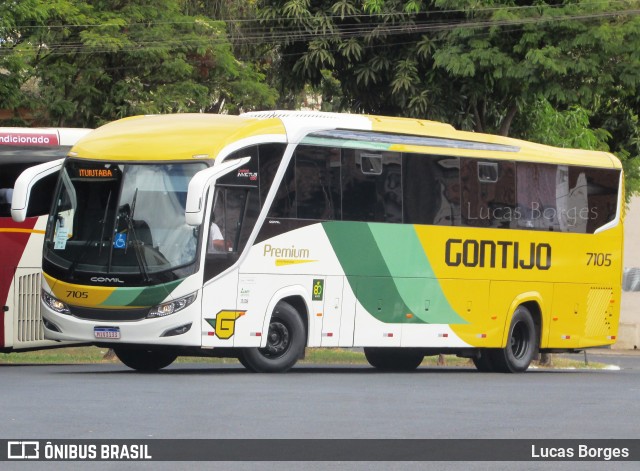 Empresa Gontijo de Transportes 7105 na cidade de Araxá, Minas Gerais, Brasil, por Lucas Borges . Número da foto: #12194997.