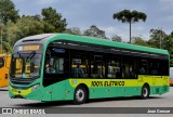 Expresso Azul JB304 na cidade de Curitiba, Paraná, Brasil, por Jean Genser. Número da foto: #12195612.